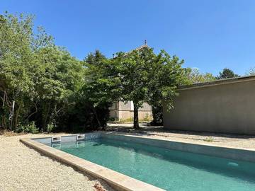 Location de vacances pour 15 personnes, avec terrasse et piscine à Saint-Hippolyte-de-Caton