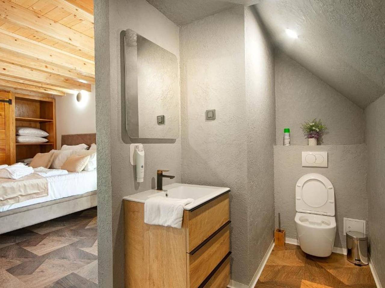 Family Resort Plitvice Lakes- Mountain view (Rita) in Smoljanac, Plitvicemeren