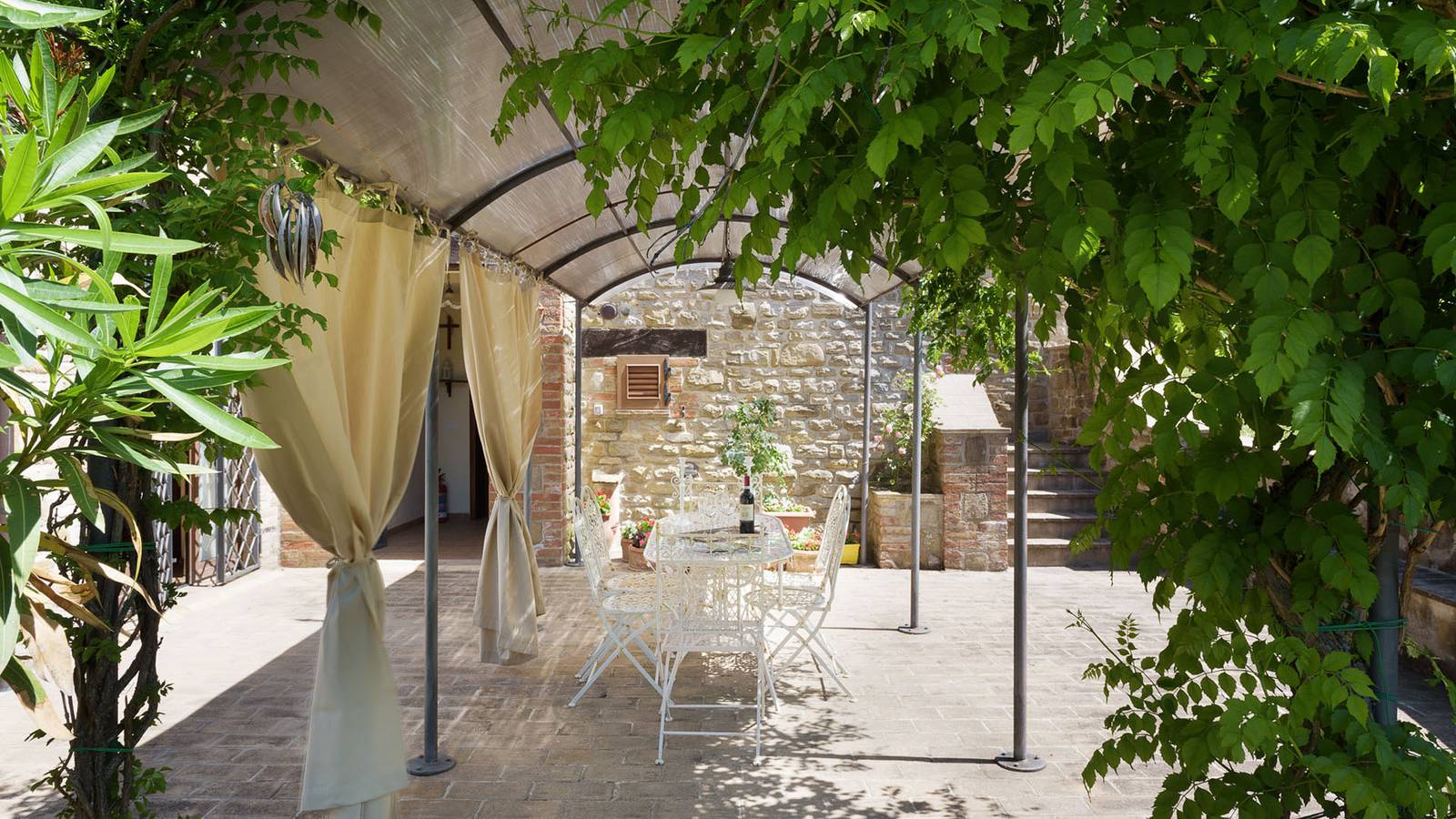 Villa voor 12 personen met tuin in Valfabbrica, Provincie Perugia