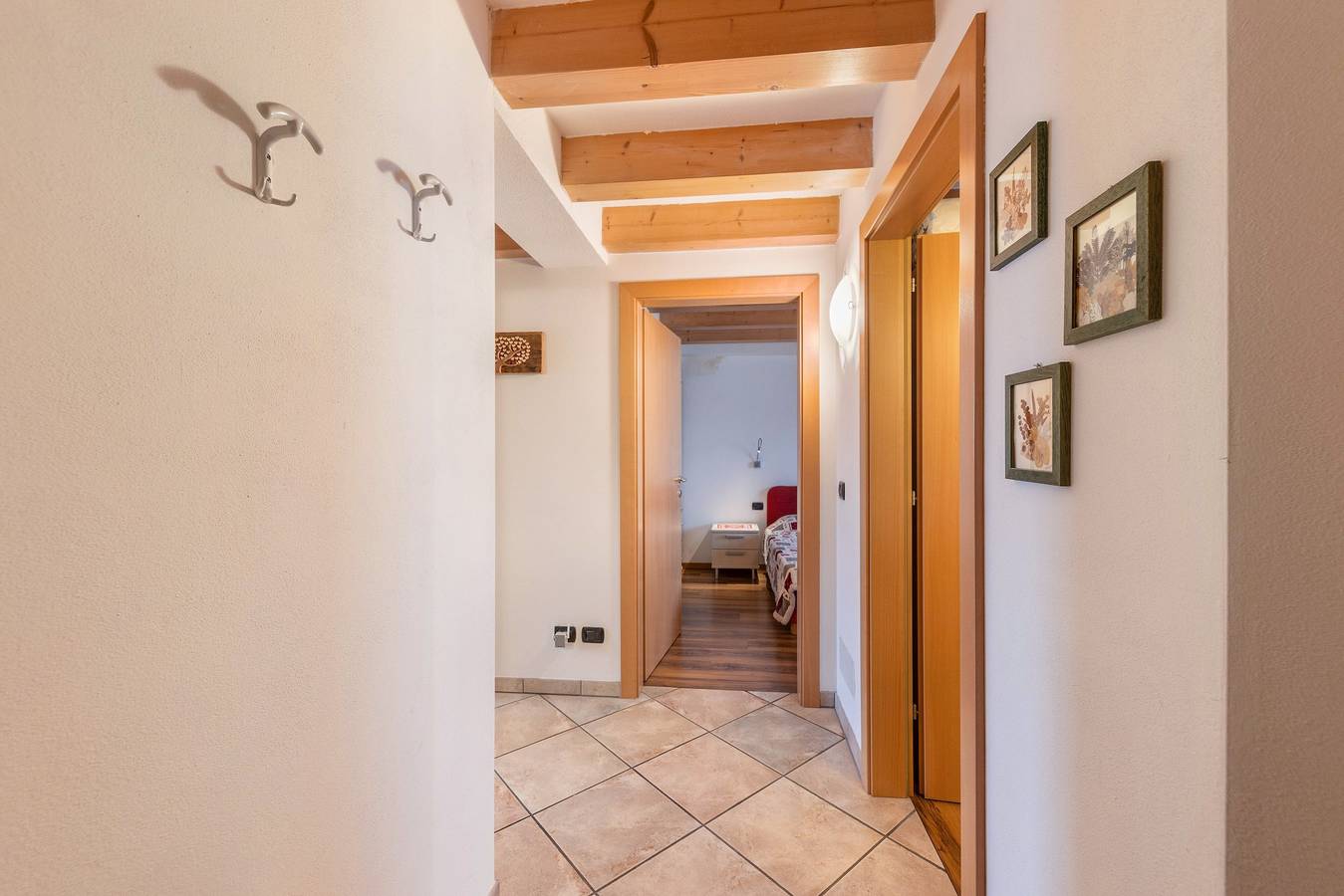 Appartamento intero, Appartamento 'Latemar Casa Alma' con vista sulle montagne, balcone e Wi-Fi in Tesero, Dolomiti di Fiemme