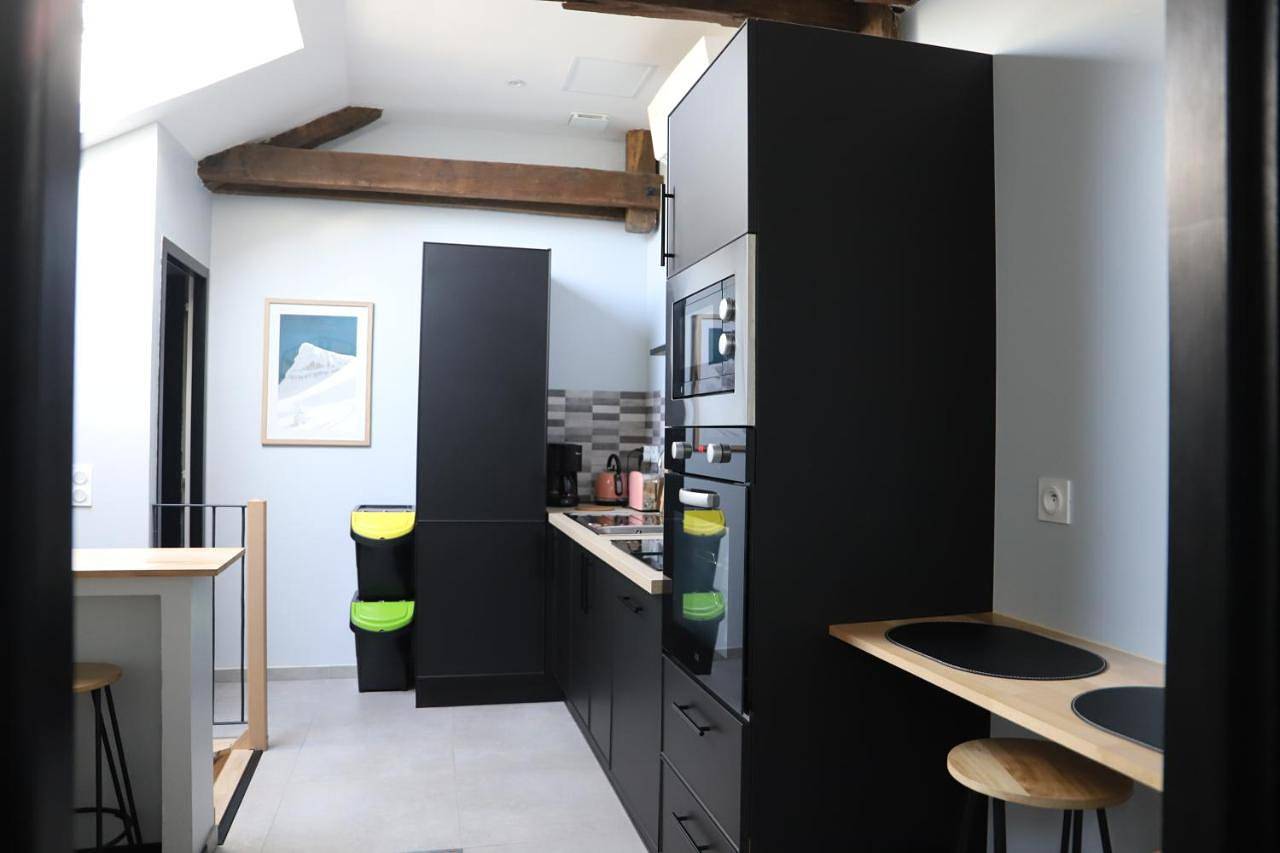 Appartement entier, One-Bedroom Apartment in Aramits, Béarn