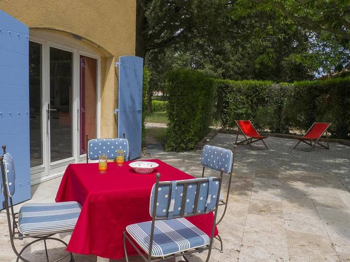Gîte pour 2 personnes, avec piscine et jardin à Sorgues - 3