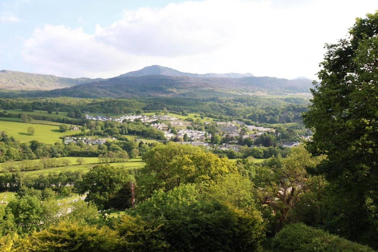 Double or Twin Room with Private Bathroom in Dolgellau, Snowdonia