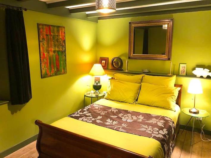 Location de vacances pour 10 personnes, avec jacuzzi ainsi que jardin et sauna à Saint-Symphorien-de-Mahun - 4