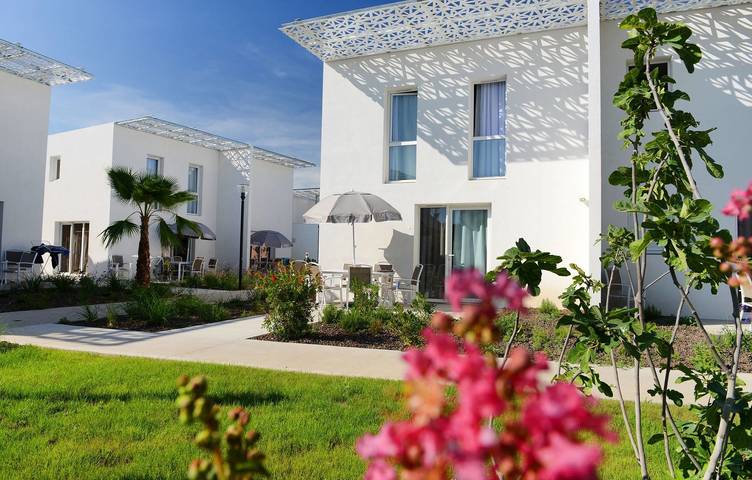 Location de vacances pour 6 personnes, avec piscine ainsi que terrasse et sauna, animaux acceptés dans Plage du Grau d'Agde - 2