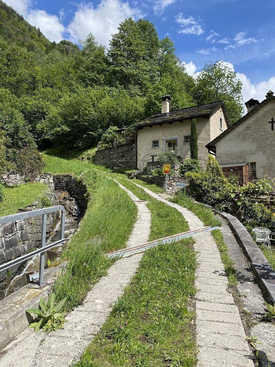 Top -Rustico mit Aussenwhirlpool beheizt und Sauna in Acquarossa, Lepontinische Alpen