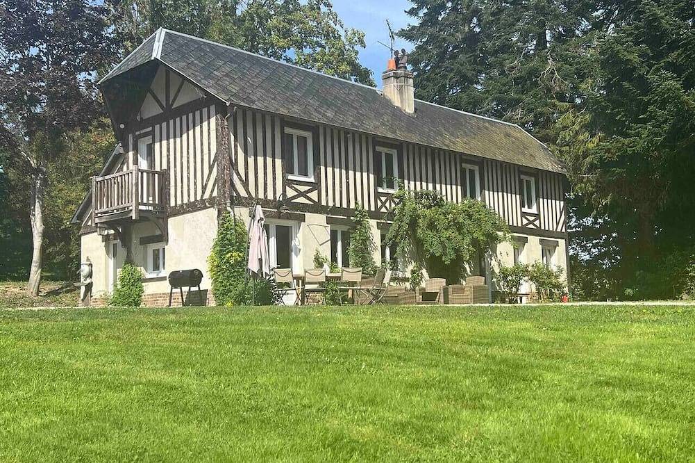 Comete - Le Clos de Lily in Coudray-Rabut, Region de Lisieux
