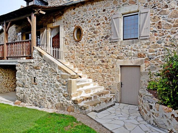 Location de vacances pour 6 personnes, avec terrasse et jardin dans l' Aveyron - 4