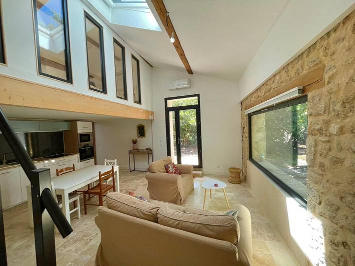Ferienhaus für 5 Personen, mit Terrasse und Garten sowie Pool und Ausblick
