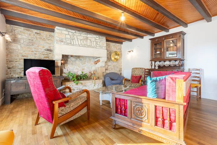 Location de vacances pour 8 personnes, avec jardin, animaux acceptés dans le Finistère