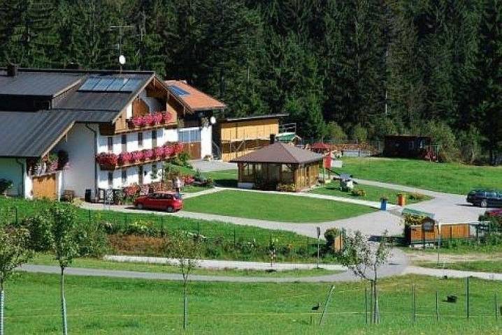 Ferienwohnung für 4 Personen, mit Terrasse und Garten in Neureichenau - 3