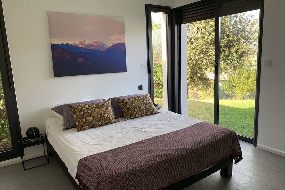 Casa Nepita Vue Mer Exceptionnelle, Calme, Piscine A Sagone Corse Du Sud in Sagone, Vico