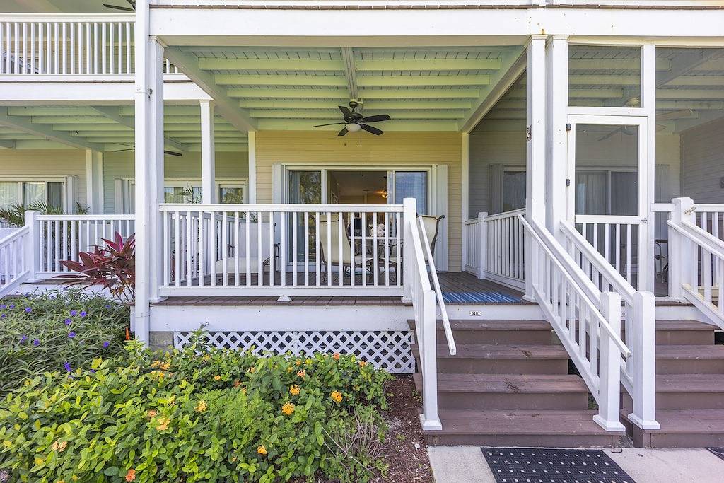Waterfront Duck Key Villa - Sleeps 6 in Duck Key, Monroe County