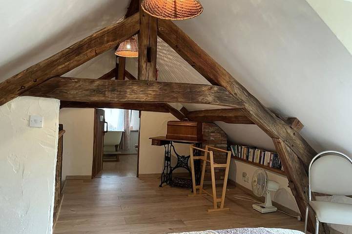 Gîte pour 2 personnes, avec jardin à Lurcy-Lévis - 3