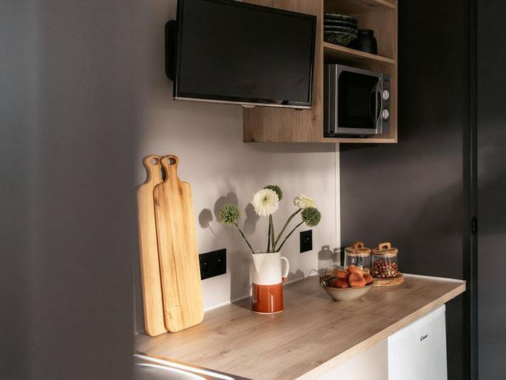 Flower Camping Le Rompval - Mobilheim 4 personen - 25m² Premium (2Sch-4Pers) davon Halbüberdachte Terrasse + Tv + Lv + Bbq in Bois de Cise, Mers-les-Bains