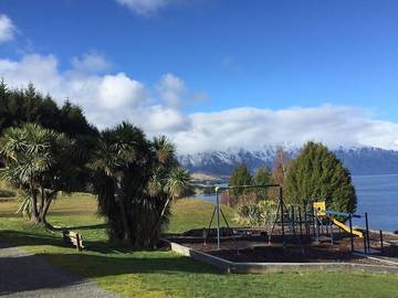 Holiday Home for 4 People in Queenstown, Otago, Photo 4