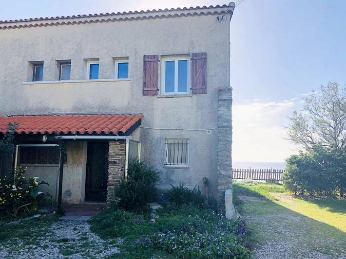 Gîte pour 4 personnes, avec terrasse et vue dans Le Brusc - 4