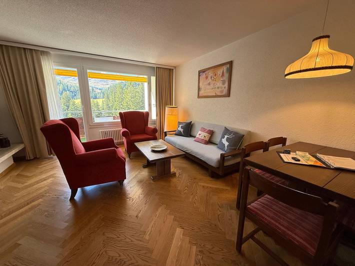 Ferienwohnung für 4 Personen, mit Pool und Garten sowie Balkon in Arosa - 2