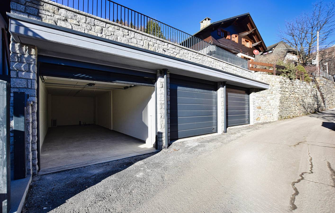 Apartamento vacacional entero, Acogedor apartamento con aparcamiento, jardín y terraza - Cerca de remontes y restaurantes in Ponte di Legno (Town), Ponte di Legno