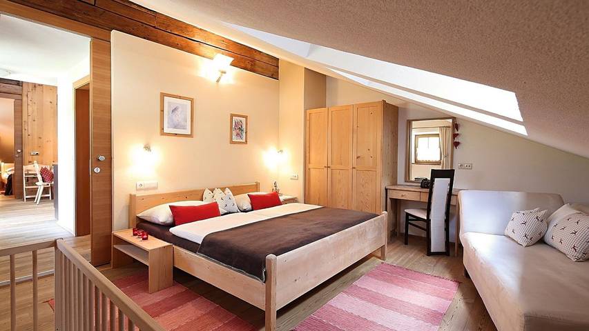 Ferienwohnung für 6 Personen, mit Garten in Sarntal