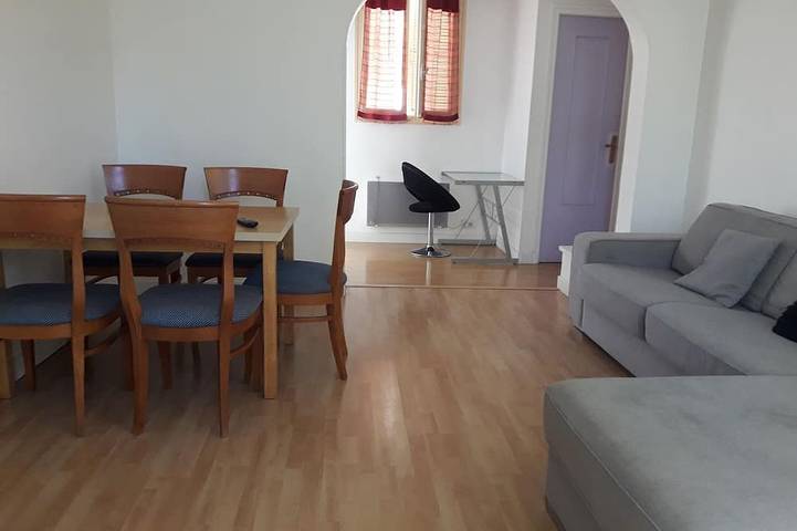 Appartement entier, 2 pièces 50m² ensoleillés + 2 terrasses Bbc in Menton, Côte méditerranéenne (France)
