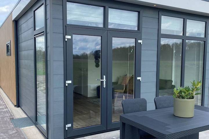 Chalet pour 4 personnes, avec terrasse et jardin - 1