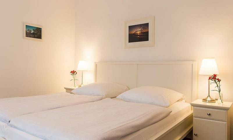 Ferienwohnung für 4 Personen, mit Terrasse und Garten in Ahrenshoop - 4