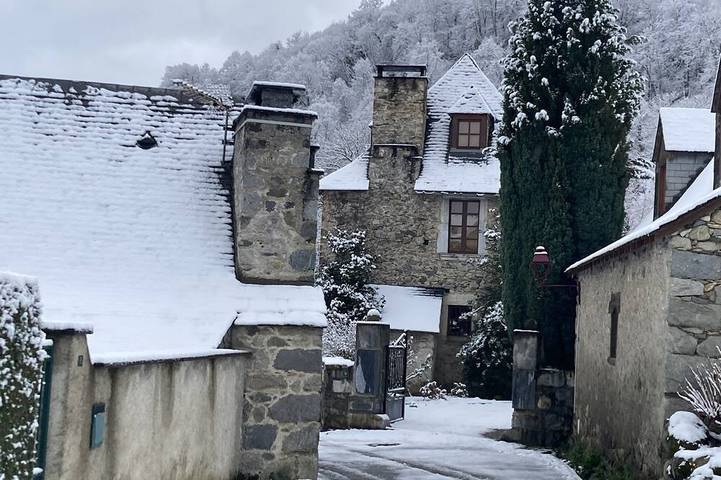 Location de vacances pour 2 personnes, avec jardin à Saint-Savin (Hautes-Pyrénées)