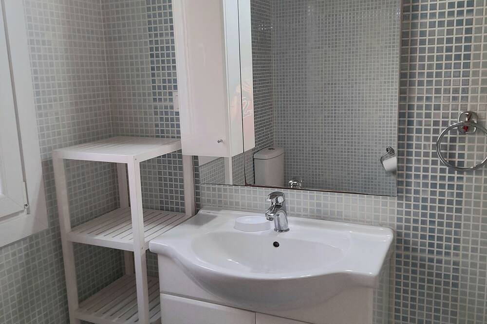 Entire apartment, Kassiopi Telemahos Luxury apartment in Kassiopi, Corfu