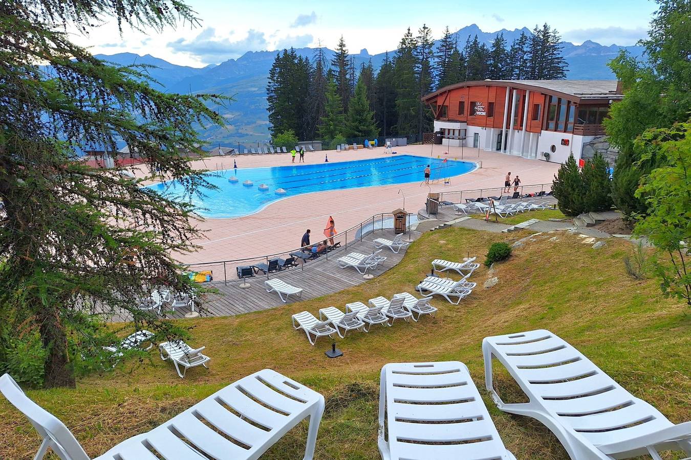 Appartamento intero, Appartamento vacanze per 8 persone con balcone in Arc 1800, Bourg-Saint-Maurice