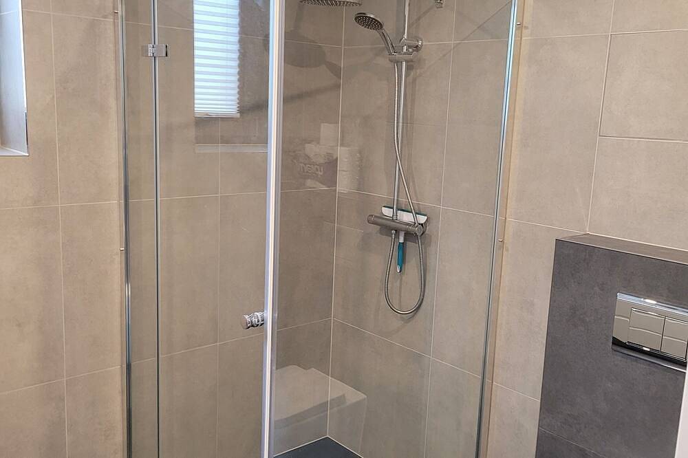 Ganze Wohnung, Gemütliche Ferienwohnung Alte Arztpraxis - besonders für Familien geeignet! in Wabern, Schwalm-Eder-Kreis
