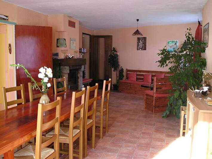 Gîte pour 12 personnes, avec jardin et terrasse à Arrigas - 4