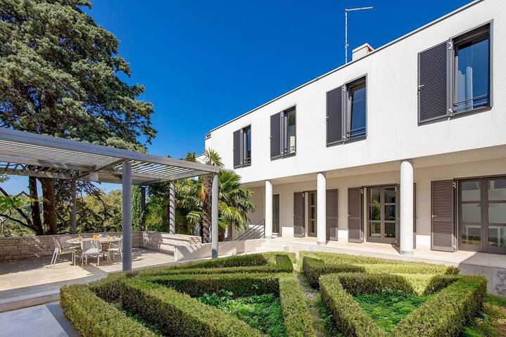 Rm Grande Villa – Right Wing in Rovinj (Istria), Rovinj