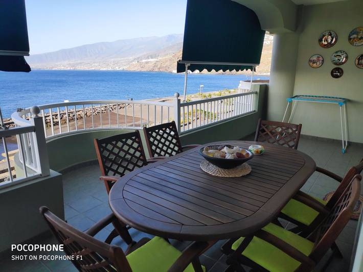 Ferienhaus für 3 Personen, mit Balkon und Pool - 1