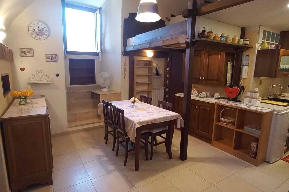 Apartamento entero, Residence in the Roman village in Mentana, Provincia de Roma