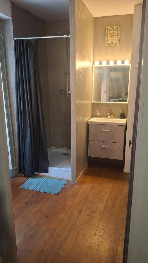 Chambre d’hôte pour 2 personnes, avec vue dans Prat de Bouc Haute Planèze - 3