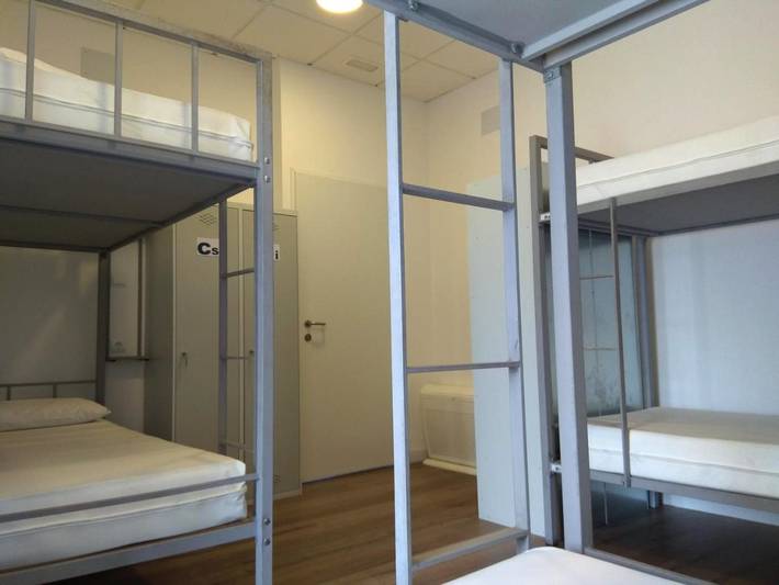 Location de vacances pour 6 personnes, avec terrasse et jardin à León - 4