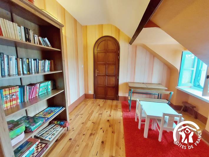 Casa renovada en el corazón de Renazé con jardines, 3 habitaciones y actividades cercanas in Renazé, Mayenne (desambiguación)