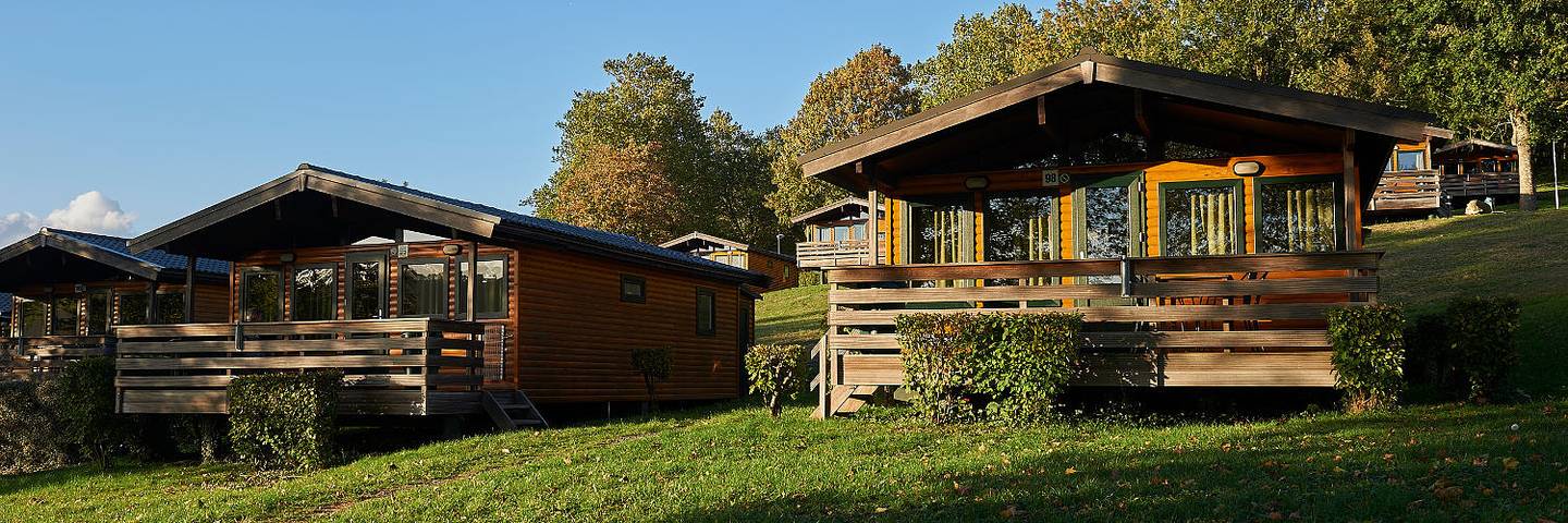 Ferienhaus für 4 Personen, mit Balkon und Terrasse sowie Garten und Kinderpool in Belgien