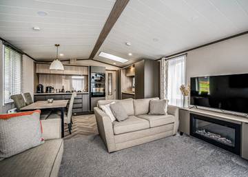 Chalet for 4 People in Shropshire, England, Photo 2