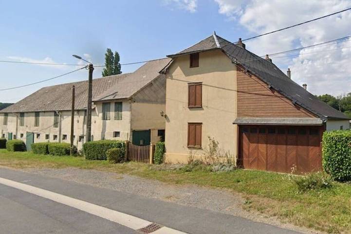 Location de vacances pour 12 personnes dans Montmeillant