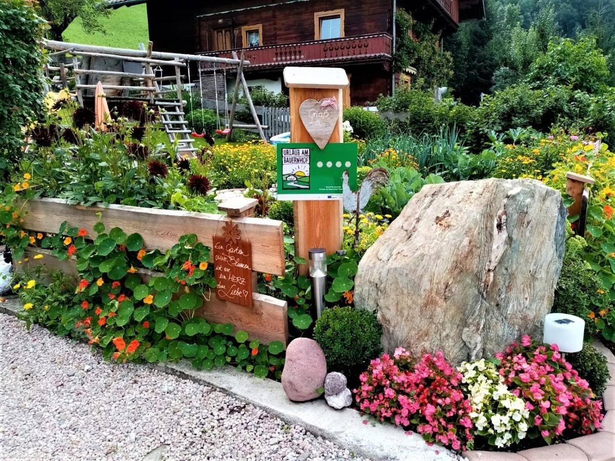 Appartement entier, Apartment with Balcony 4 persons in Alpes de Tux, Weerberg