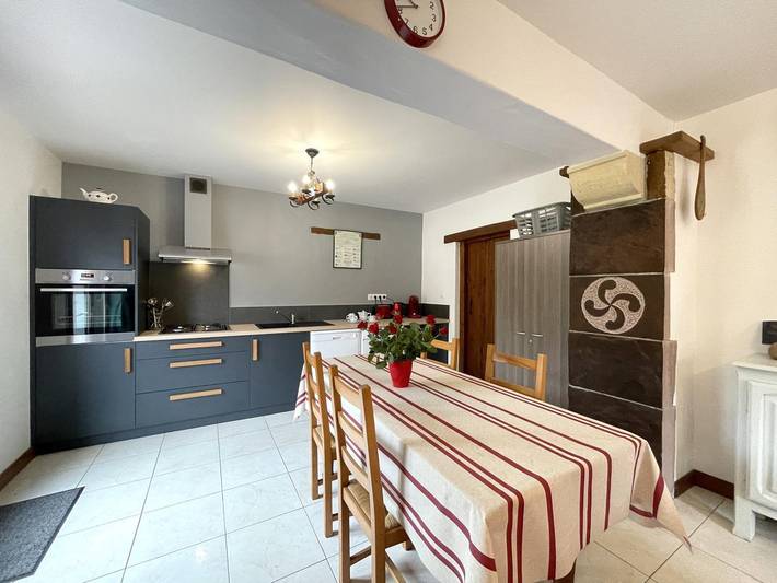 Gîte pour 4 personnes, avec Terrasse et Jardin