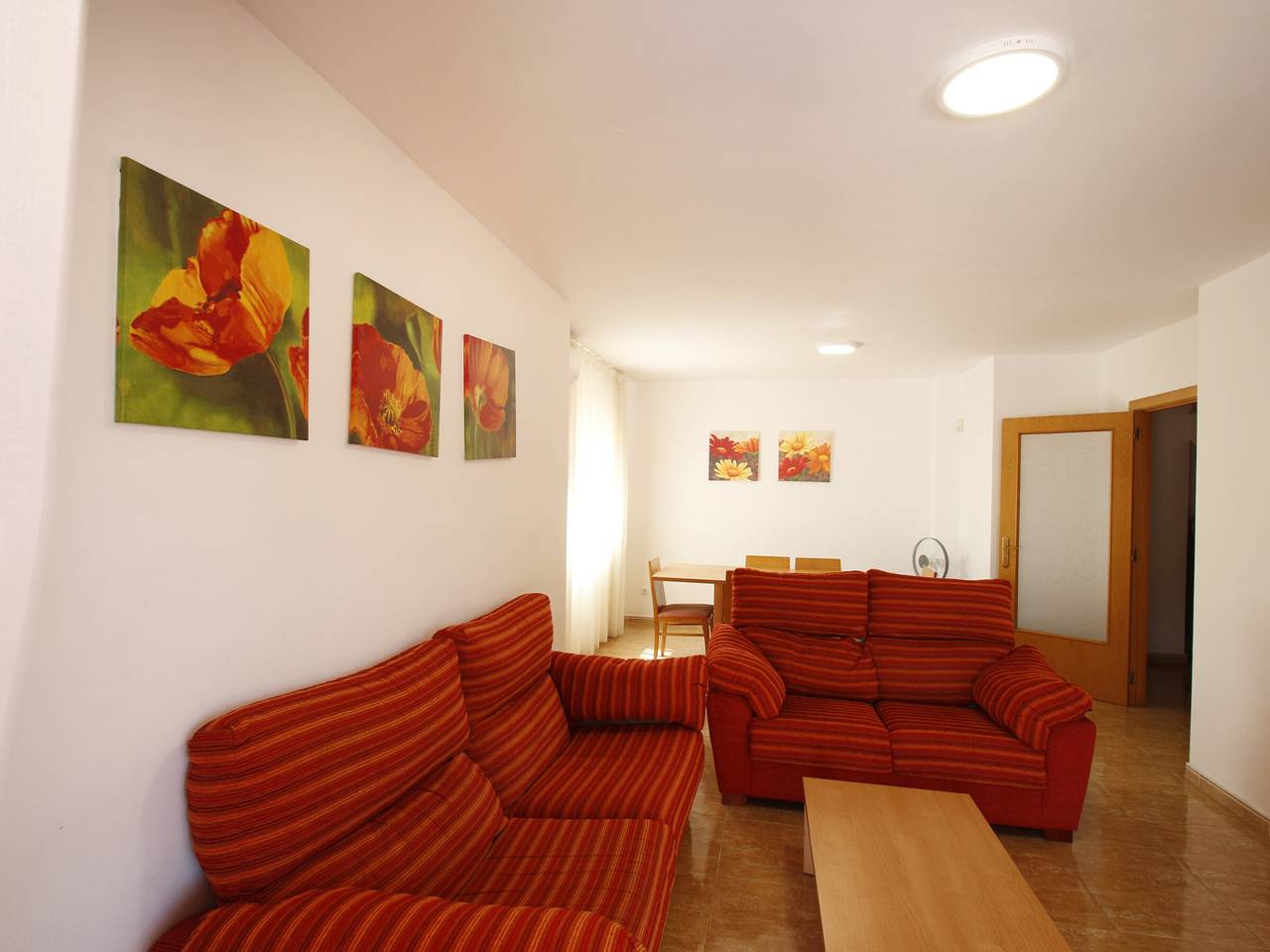 Villa con piscina, Ac y Wifi - 8 pers. in Miami Platja, Montroig