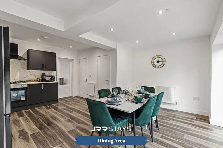 Holiday rental for 8 people, with garden in Walsall
