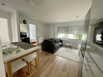 Gîte pour 4 personnes, avec terrasse à Boulazac