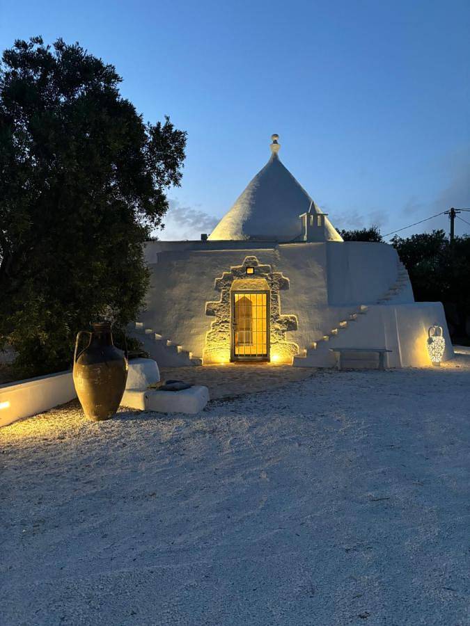Agriturismo voor 12 personen, with tuin and zwembad as well as uitzicht in Ostuni