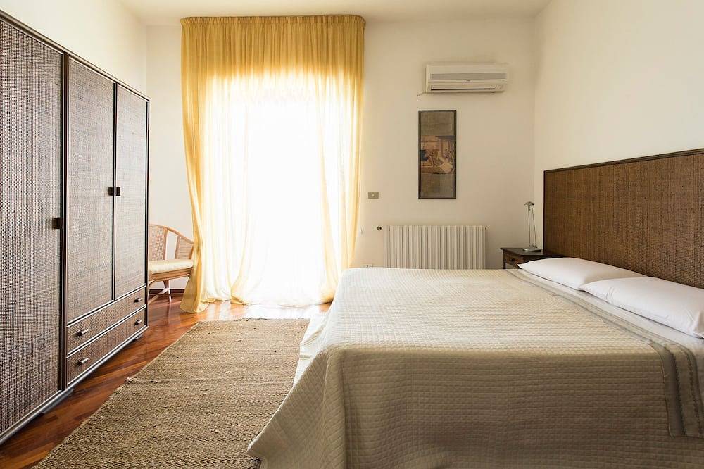 Villa Virginia - Holiday home with garden and swimming pool in Reggio Calabria in Reggio Calabria, Tyrrhenian Coast Kalabria