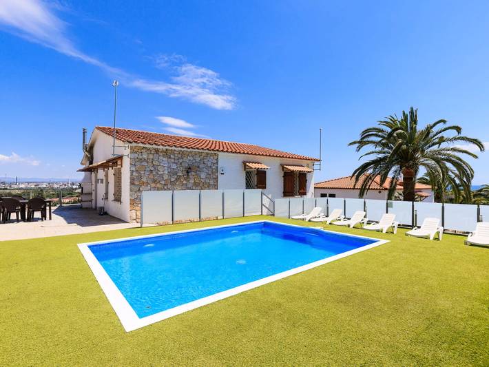Villa pour 16 personnes, avec Balcon et Terrasse ainsi que Jacuzzi et Jardin à Salou