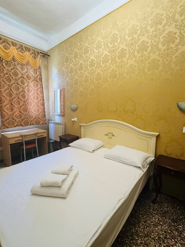 Matrimoniale 1 con Wi-fi e Aria Condizionata in Venezia, Laguna di Venezia